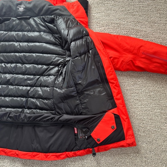 Arc’teryx insulated Andessa jacket - new, demo model w/o tags - Picture 7 of 7